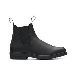 Blundstone Chisel Toe Boot in Sleek Black